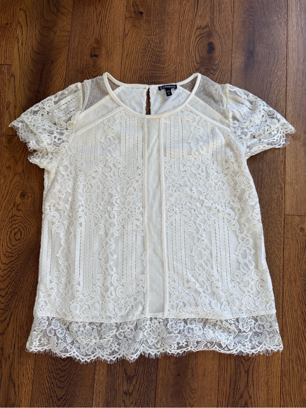 Express Cream Lace Short Sleeve Top